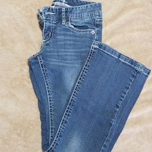 Maurices jeans